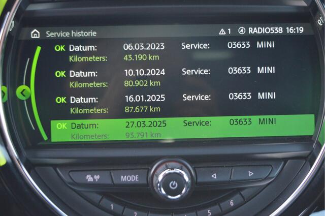 Mini COUNTRYMAN Mini 1.5 Cooper Chili NL-Auto / 136PK / Sport int. / Pano