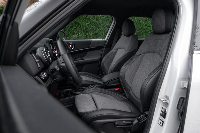 Mini COUNTRYMAN Mini Cooper ALL4 136pk | AppleCarplay | LED | Black