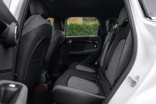 Mini COUNTRYMAN Mini Cooper ALL4 136pk | AppleCarplay | LED | Black