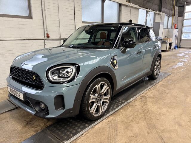 Mini COUNTRYMAN Mini Cooper SE ALL4 Hybride Sage Green Panodak Leder Adapt Cruise