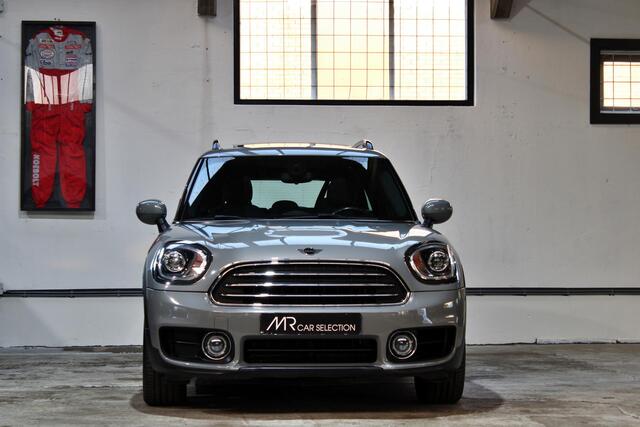 Mini COUNTRYMAN Mini 1.5 One Business Edition | Panoramadak | LED | Trekhaak | Dealer onderhouden | NL auto |