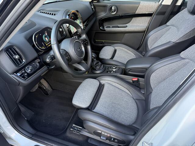 Mini COUNTRYMAN 2.0 Cooper SE ALL4 Pano/H&K/Camera