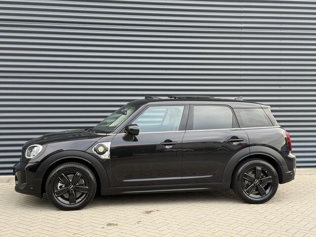 Mini COUNTRYMAN 1.5 Cooper SE ALL4 Pano/H&K/Camera/Leder