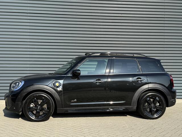 Mini COUNTRYMAN 2.0 Cooper SE ALL4 Leder/Pano/Camera/Apple