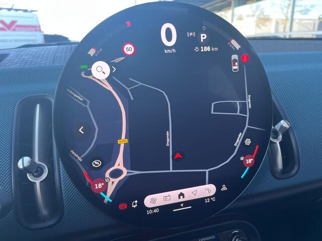 Mini COUNTRYMAN Mini 1.5 C Favoured S | Panoramadak | 360° Camera | HeadUp-Display | Harman Kardon |