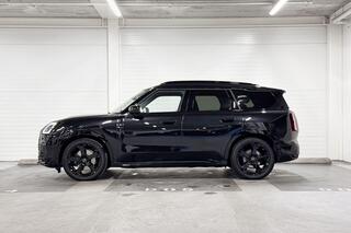 mini-countryman-e--john-cooper-wor