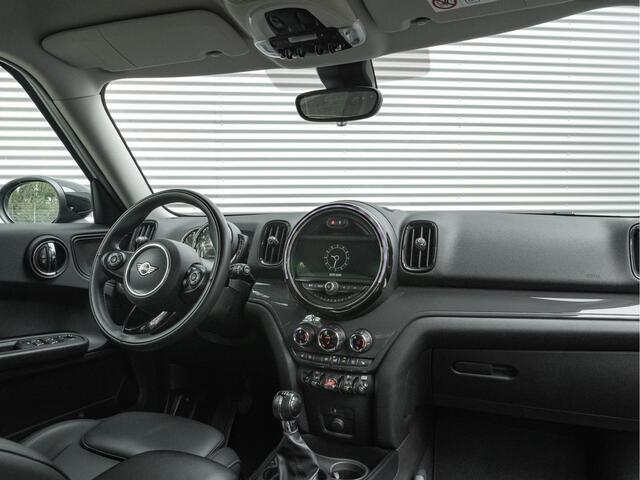 Mini COUNTRYMAN Mini 2.0 Cooper D - Sportstoelen - Navigatie XL - Stoelverwarming