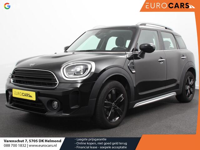 Mini COUNTRYMAN Mini Experience 1.5 Cooper Climate control Stoelverwarming Stuurverwarming Navigatie Achteruitrijcamera Parkeersensoren achter Cruise control LED