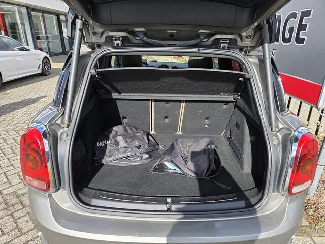 Mini COUNTRYMAN Mini 1.5 Cooper S E ALL4 John Cooper Works 18"/Panoramadak/Adaptieve cruise/Leder + memory + stoelverwarming/Harman Kardon/Keyless/Elektrische klep/Head-up/Camera