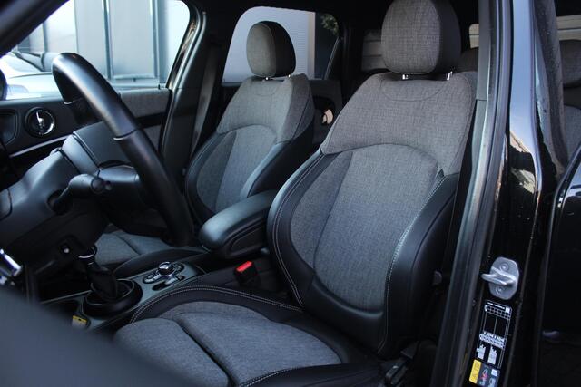Mini COUNTRYMAN Mini 1.5 Cooper S E ALL4 John Cooper Works | Keyless | Navi | Camera | Climate | Zwarte Hemel