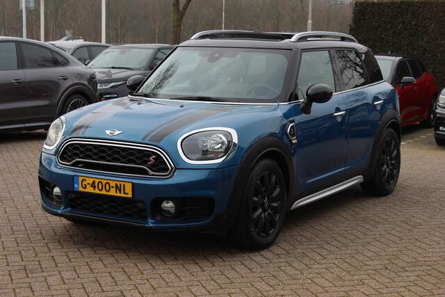 Mini COUNTRYMAN Mini 2.0 Cooper D Chili / Trekhaak / Panoramadak / Head-up / Leder / Harman Kardon / 18'' / Navigatie / Keyless / Cruise Control