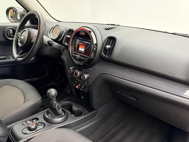 Mini COUNTRYMAN Mini 1.5 Cooper Pepper 19'' LM Velgen | Verw voorstoelen | Cruise