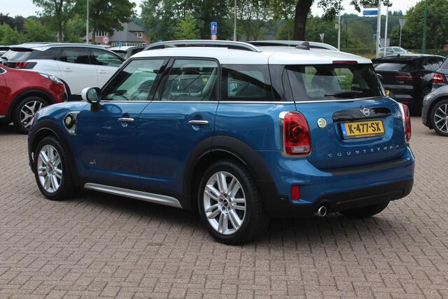 Mini COUNTRYMAN Mini 2.0 Cooper S E ALL4 Chili / Panoramadak / Camera / Head-up / Apple CarPlay / Navigatie / 18'' / Sportstoelen / Stoelverwarming / DAB / Cruise Control
