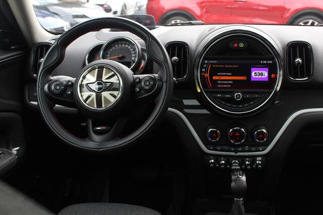 Mini COUNTRYMAN Mini 2.0 Cooper S E ALL4 Chili / Panoramadak / Camera / Head-up / Apple CarPlay / Navigatie / 18'' / Sportstoelen / Stoelverwarming / DAB / Cruise Control