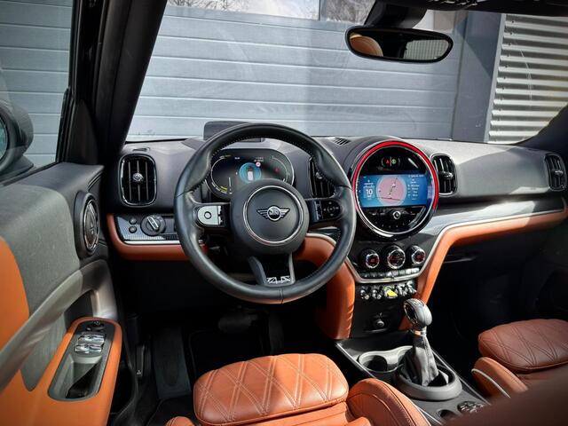 Mini COUNTRYMAN Mini 1.5 Cooper S E ALL4 Essential |Pano |HUD |Memory |Keyless |Stoelverw. |Camera