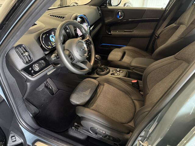 Mini COUNTRYMAN 2.0 Cooper SE ALL4 Pano/H&K/Camera/Apple