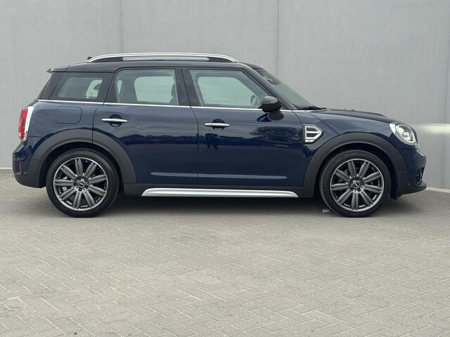 Mini COUNTRYMAN Mini 1.5 Cooper Chili / Dealer onderhouden / Glazen schuif- en kanteldak / Stoelverwarming / Keyless Entry/Start / cruise control / Parkeersensoren Achter