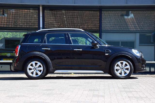 Mini COUNTRYMAN Mini 1.5 Cooper Salt | Org. NL | BOVAG Garantie | Trekhaak | Navigatie | 17'' Velgen | Bluetooth Telefoonverbinding | Cruise & Climate Control | PDC Achter |