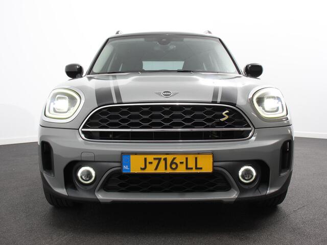 Mini COUNTRYMAN Mini 1.5 Cooper S E Business Automaat ALL4 PHEV Navigatie Parkeer sensoren Keyless start Lichtmetalen velgen Bluetooth