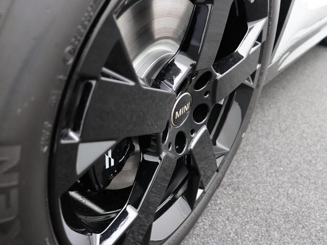 Mini COUNTRYMAN E John Cooper Works + M Pakket + Getint glas + Pano