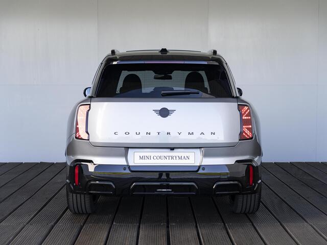 Mini COUNTRYMAN E | John Cooper Works | M pakket