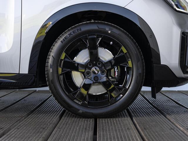 Mini COUNTRYMAN E | John Cooper Works | M pakket