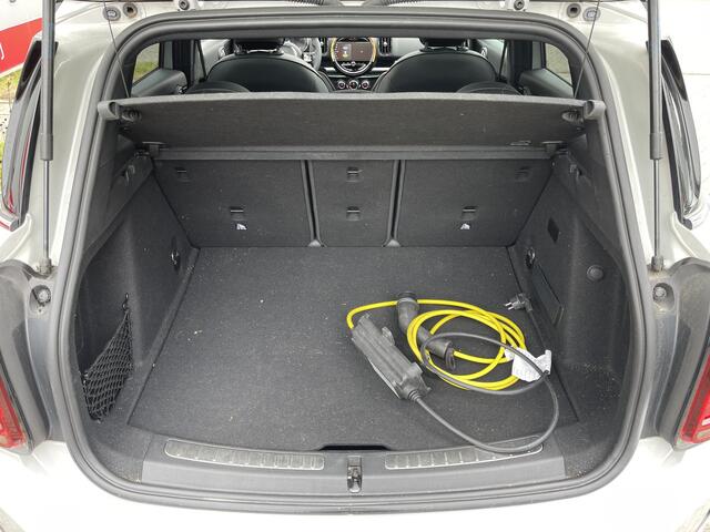 Mini COUNTRYMAN Mini 1.5 Cooper S E ALL4 18"/Panoramadak/Adaptieve cruise/Leder + memory + stoelverwarming/Harman Kardon/Keyless/Elektrische klep/Head-up/Camera