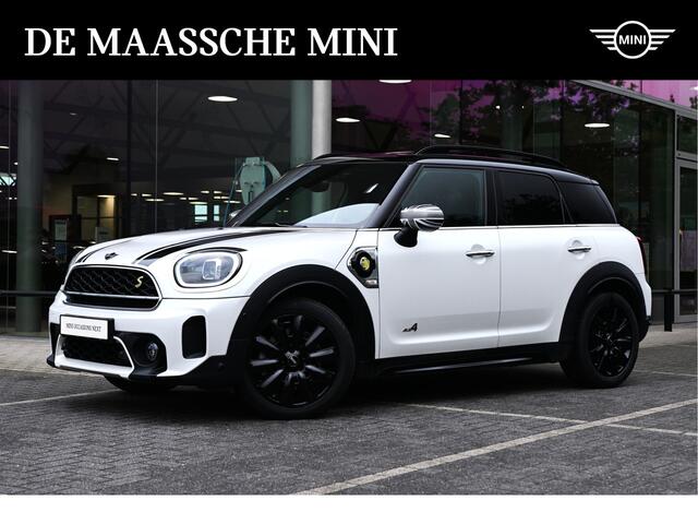 Mini COUNTRYMAN Cooper S E ALL4 Essence / Panoramadak / Comfortstoelen / Comfort Access / Achteruitrijcamera / Harman-Kardon / Head-Up / Elek. stoelen