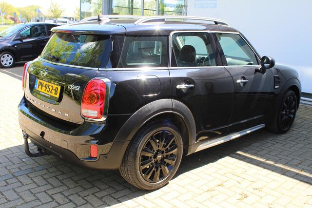 Mini COUNTRYMAN Mini 1.5 Cooper Chili | Incl. 12 maanden Garantie | Stoelverwarming | Keyless entry/start | Parkeersensoren V+A | Cruise controle | Navigatie | Climate controle | Harman/Kardon Audiosysteem | Bluetooth | Draadloze telefoonlader | Trekhaak | Origineel NL A