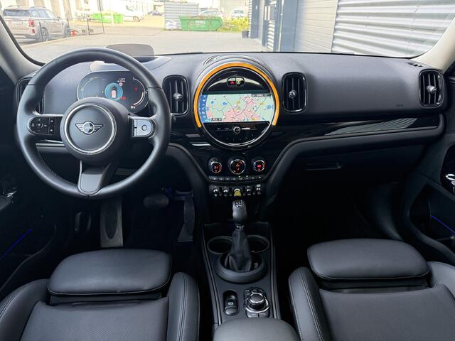 Mini COUNTRYMAN 2.0 Cooper SE ALL4 Pano/Leder/H&K/Camera