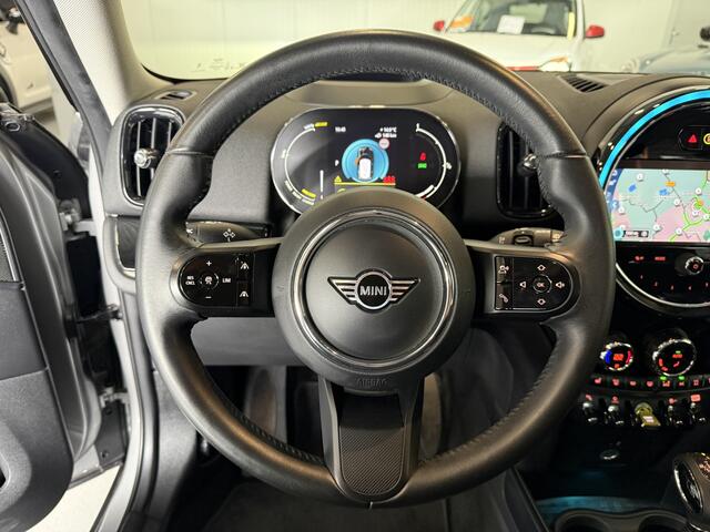 Mini COUNTRYMAN 2.0 Cooper SE ALL4 Pano/H&K/Leder/Camera
