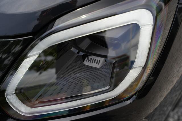Mini COUNTRYMAN 1.5 JCW XL