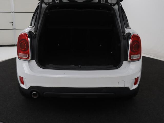 Mini COUNTRYMAN 1.5 Cooper S E ALL4 Chili | SOH 85,5% | Half leder | Carplay | Navigatie | Full LED | Sportstoelen | Climate control | Keyless | Cruise control | PHEV | Plug In