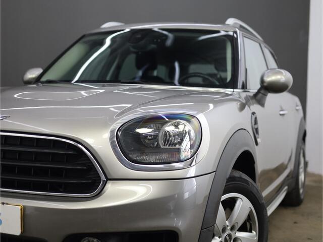 Mini COUNTRYMAN Mini 1.5 Cooper Business Edition | Navigatie | Carplay | Bluetooth | Airco | Cruise Control