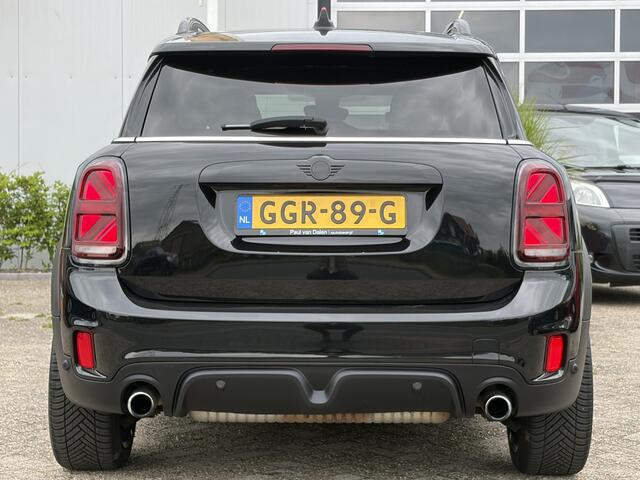 Mini COUNTRYMAN 2.0 Cooper S ALL4 Chili 192pk | Apple Carplay/Android Auto | Elektrisch glazen panorama-dak | Lichtmetalen velgen 19" | Navigatiesysteem full map | Parkeersensor voor en achter | Voorstoelen verwarmd | Dealer onderhouden!