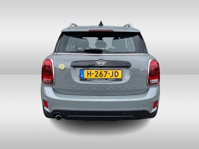 Mini COUNTRYMAN 1.5 Cooper S E ALL4 225pk Salt Automaat Navigatie / 17"LM Velgen / LED verlichting / Clima / Sportstoelen / Parkeersensoren HAL