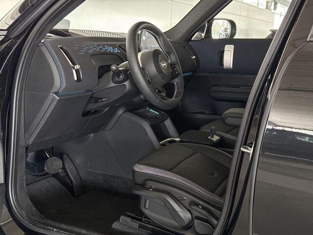 Mini COUNTRYMAN 1.5 C Classic L | 18 inch Asteroid Spoke Black