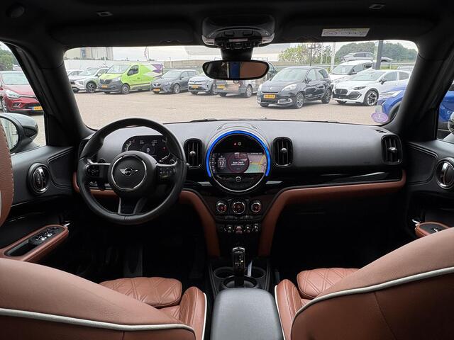 Mini COUNTRYMAN 2.0 Cooper S Classic | NAP | Trekhaak afneembaar | elektrisch glazen panorama-dak | Elektrische achterklep | Achteruitrijcamera | Navigatie | Climate Control | Leer |