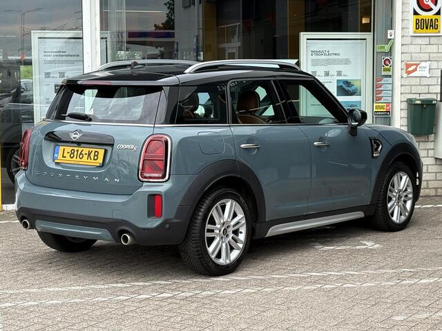 Mini COUNTRYMAN 2.0 Cooper S Classic | NAP | Trekhaak afneembaar | elektrisch glazen panorama-dak | Elektrische achterklep | Achteruitrijcamera | Navigatie | Climate Control | Leer |