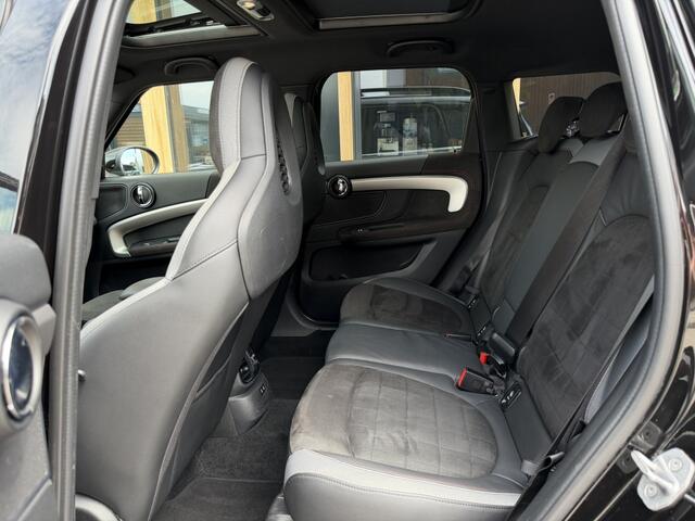Mini COUNTRYMAN 2.0 JCW ALL4 306pk | Panorama dak | harman&kardon | keyless | V