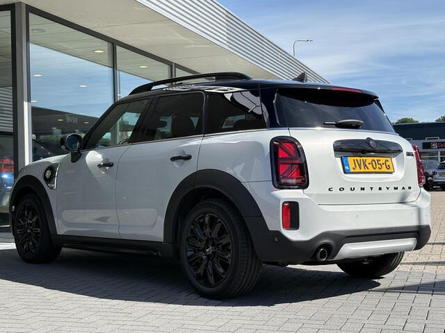Mini COUNTRYMAN 1.5 Cooper S E ALL4 Chili PHEV | Panoramadak | Leder | Stoelverwarming | Achteruitrijcamera | Winterset