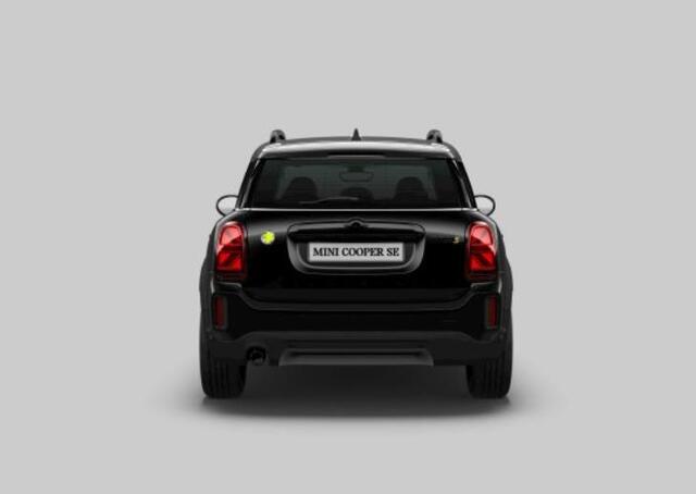 Mini COUNTRYMAN Cooper S E ALL4 Active Cruise Control - Elektrisch verwarmde/verstelbare stoelen - Comfort acces - Driving Assistant - Head up - Getinte ruiten - Achteruitrijcamera - MINI Navigatiesysteem -
