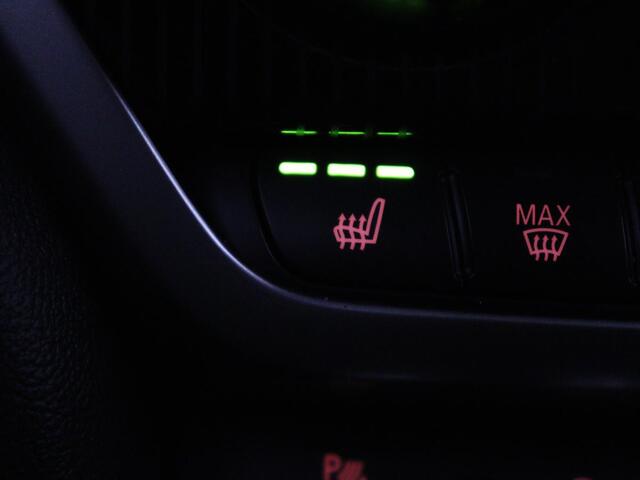 Mini COUNTRYMAN 2.0 Cooper S Hammersmith | Panoramadak | Carplay | Camera | Harmon Kardon | Leder | Stoel verwarming | Elektrische kofferbak | Digital cockpit | Keyless | Cruise control | Climate control