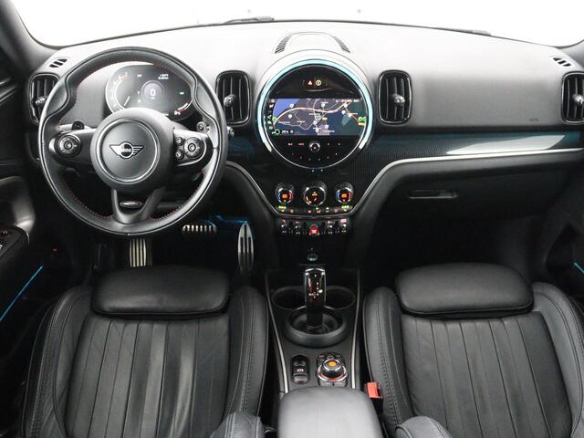 Mini COUNTRYMAN 2.0 Cooper S Hammersmith | Panoramadak | Carplay | Camera | Harmon Kardon | Leder | Stoel verwarming | Elektrische kofferbak | Digital cockpit | Keyless | Cruise control | Climate control