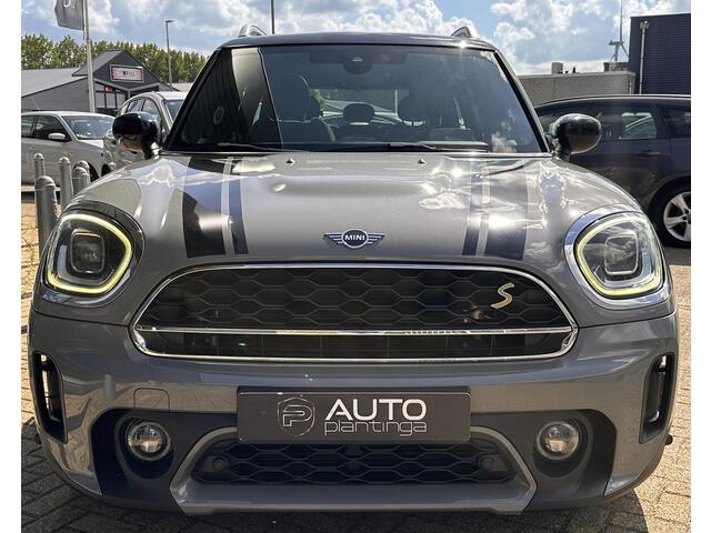 Mini COUNTRYMAN Cooper S E ALL4 AT | FACELIFT | 1e Eigenaar | Dealeronderhouden | Virtual Cockpit | PANO | Stoelverwarming | Navigatie | Carplay | Elektrische Achterklep | Achteruitrijcamera | Parkeersensoren |