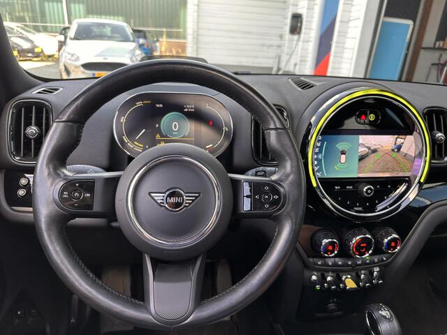 Mini COUNTRYMAN Cooper S E ALL4 AT | FACELIFT | 1e Eigenaar | Dealeronderhouden | Virtual Cockpit | PANO | Stoelverwarming | Navigatie | Carplay | Elektrische Achterklep | Achteruitrijcamera | Parkeersensoren |