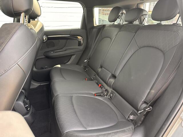 Mini COUNTRYMAN Cooper S E ALL4 AT | FACELIFT | 1e Eigenaar | Dealeronderhouden | Virtual Cockpit | PANO | Stoelverwarming | Navigatie | Carplay | Elektrische Achterklep | Achteruitrijcamera | Parkeersensoren |