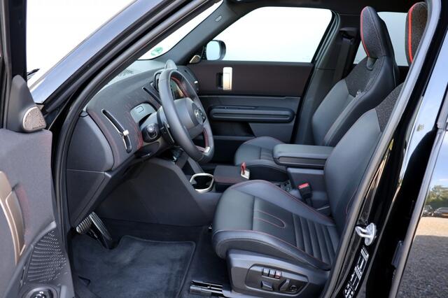 Mini COUNTRYMAN 2.0 JCW ALL4 John Cooper Works XL - 300 pk **Pano / Trekhaak / Harman Kardon