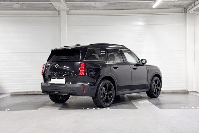 Mini COUNTRYMAN C | Trekhaak | 19" LM John Cooper Works Runway Spoke black