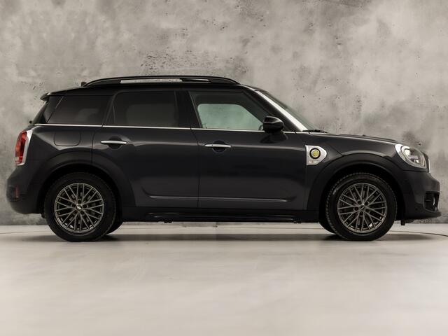 Mini COUNTRYMAN 1.5 Cooper S E ALL4 Chili 225Pk Automaat (PANORAMADAK, DEALER ONDERHOUDEN, GROOT NAVI, HRAD-UP DISPLAY, STOELVERWARMING, SPORTSTOELEN, LEDER, GETINT GLAS, ADAPTIVE CRUISE, NIEUWSTAAT)